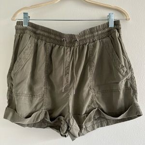 Target Universal Tread Short | Olive | Size M